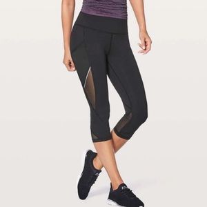 Lululemon leggings size 6